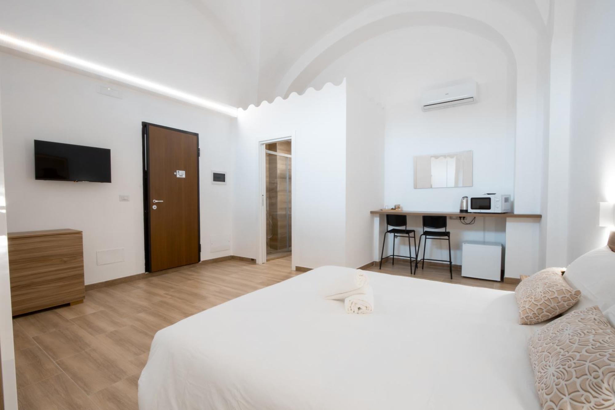 La Pigna Hotell Bari Exteriör bild
